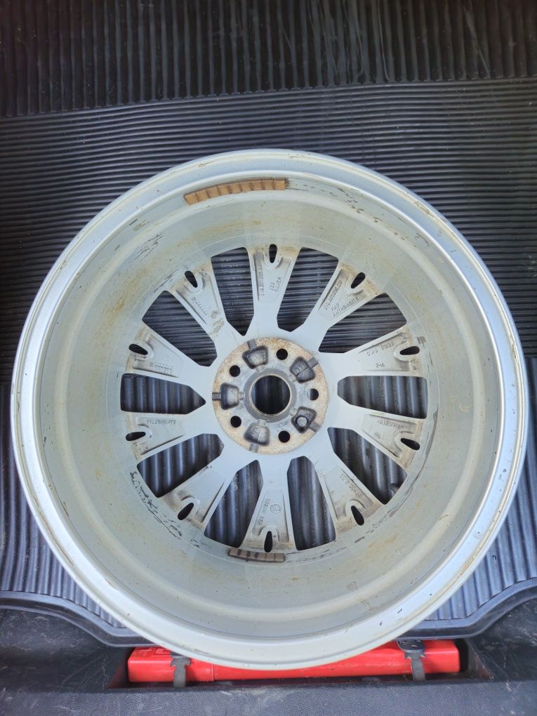 Felga Skoda Superb III Fl 18 cali