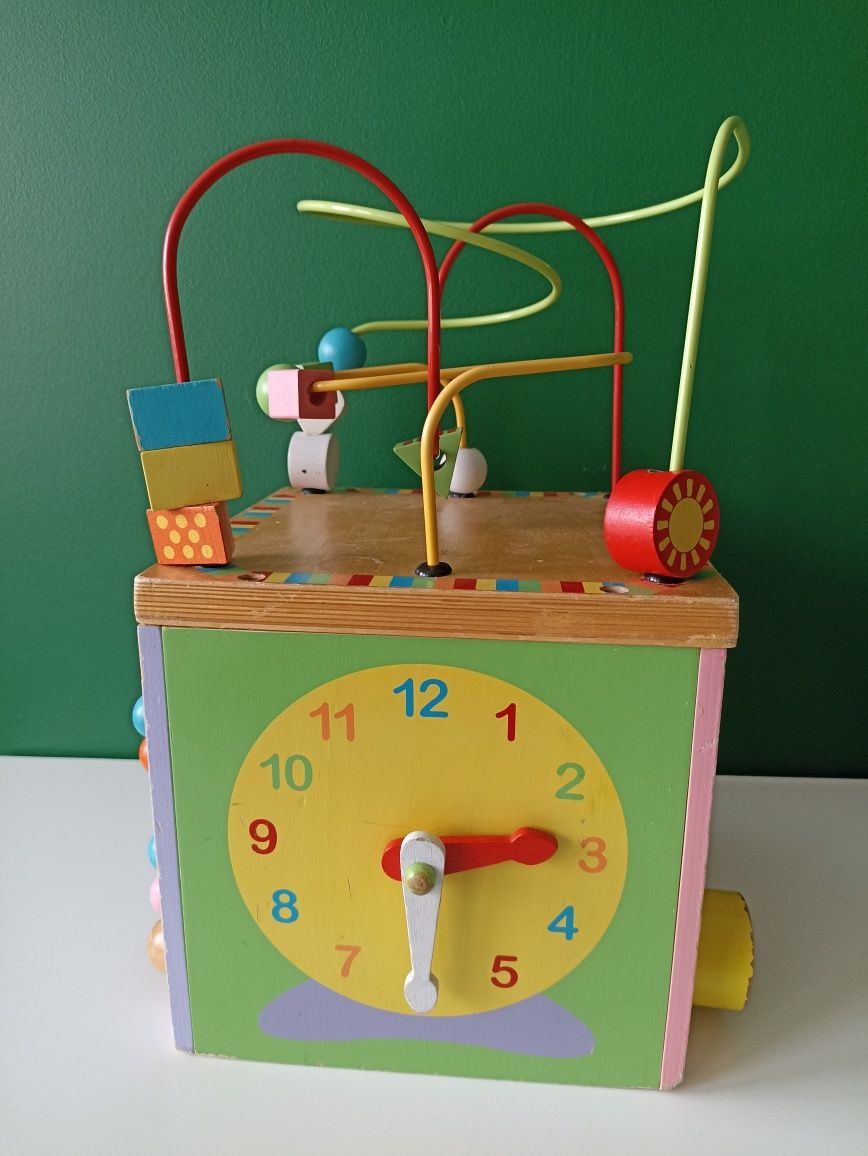 Drewniana kostka edukacyjna Montessori