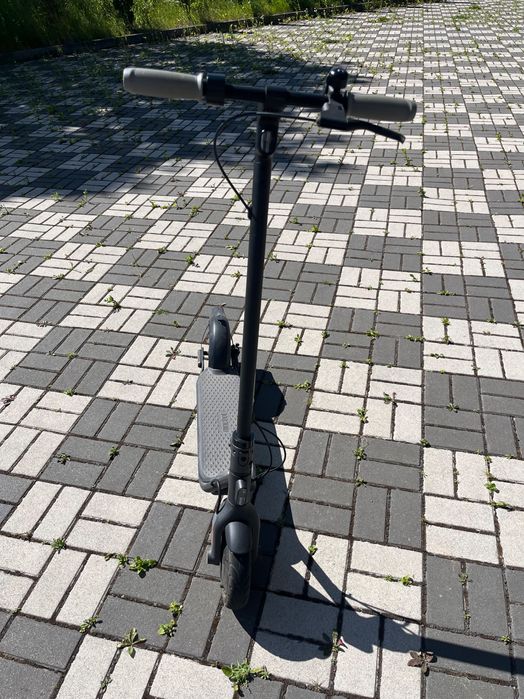 Електросамокат ninebot kickscooter F25E