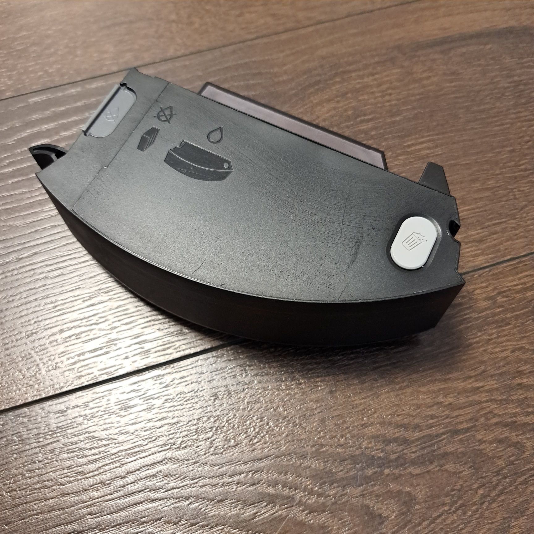 Pojemnik na brud roomba i7