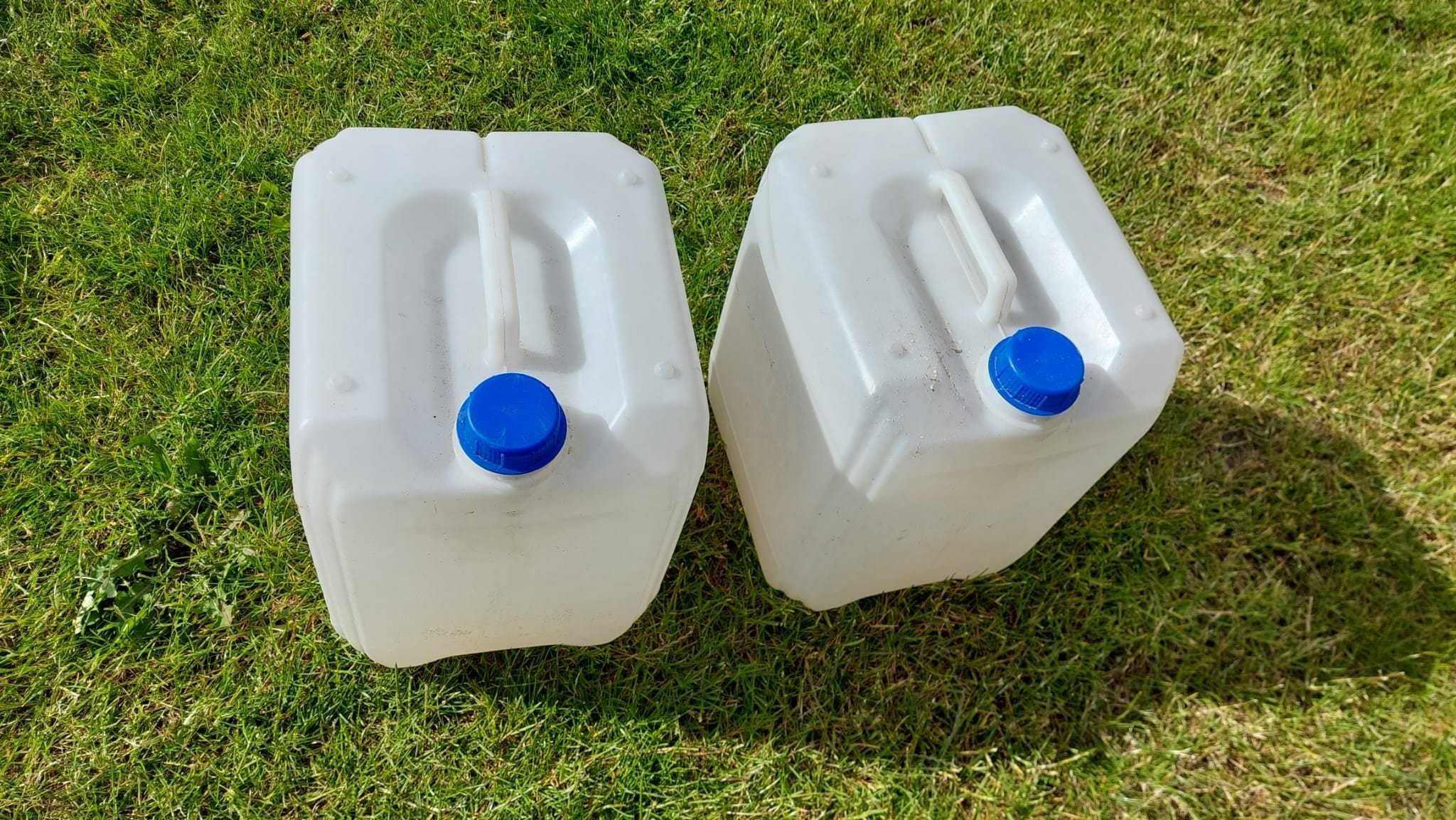 Baniak na wodę Pojemnik Zbiornik do wody 20L 2 sztuki plastikowe