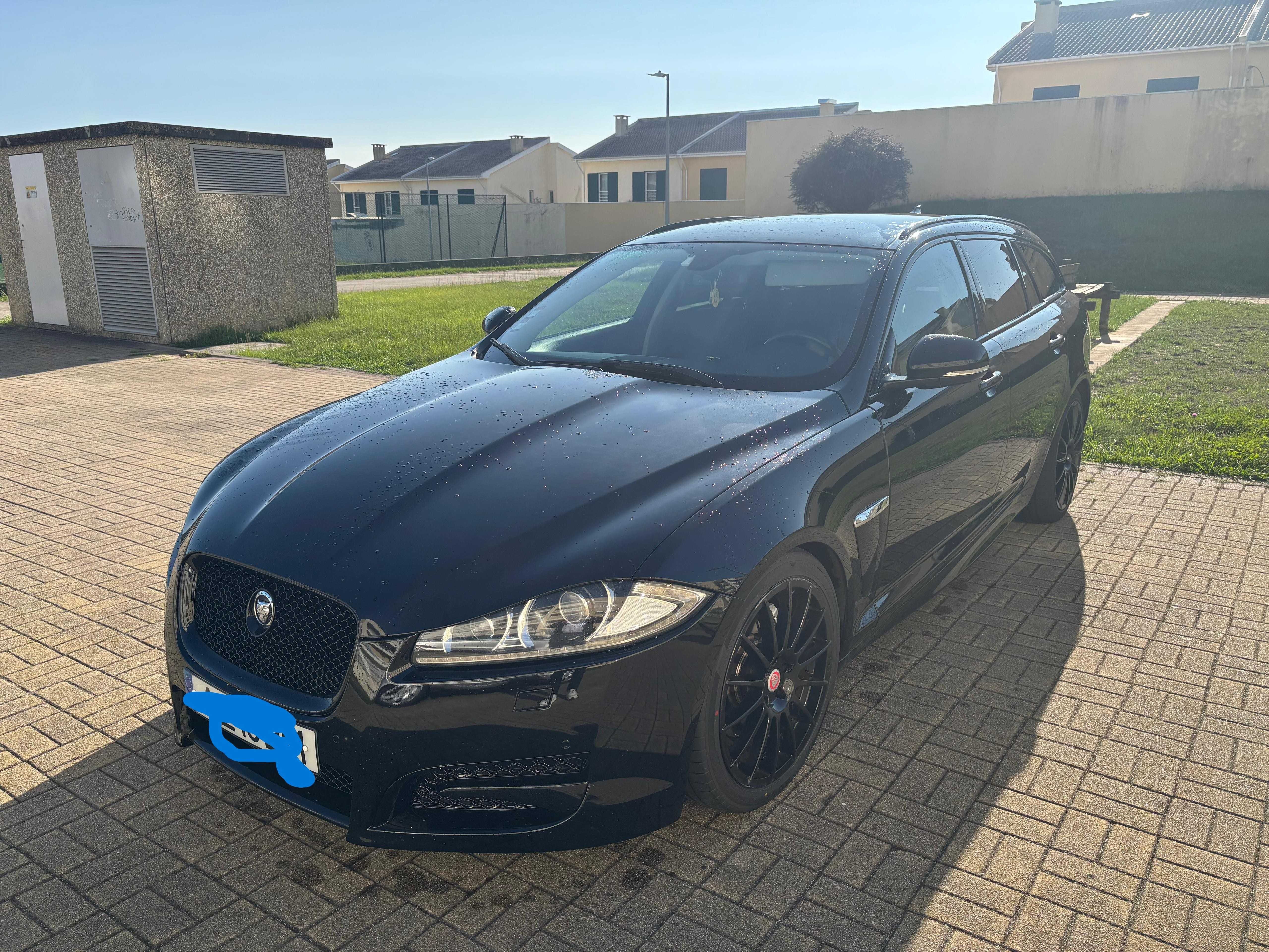 Vendo - Carrinha Jaguar