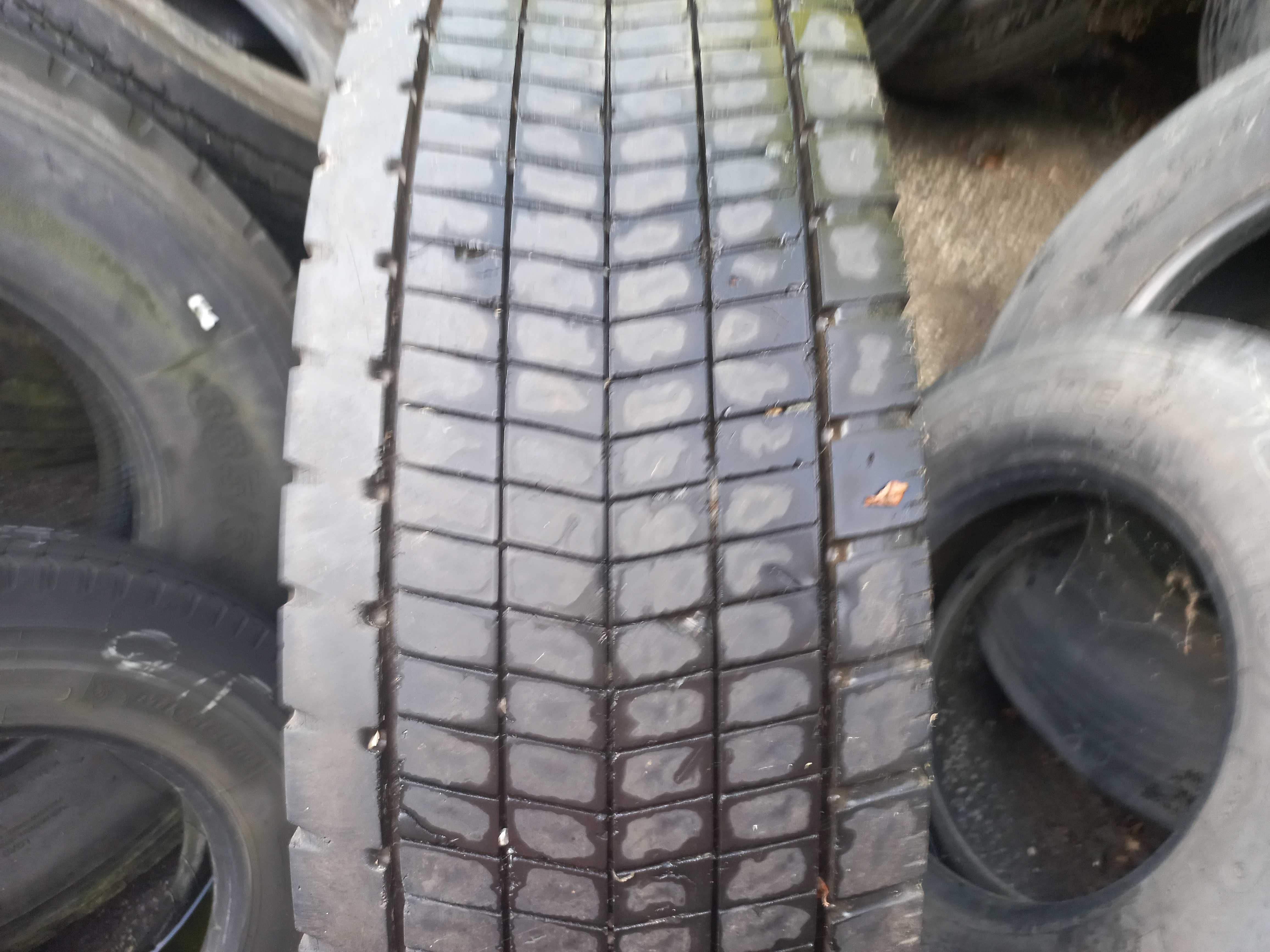 Opona 315/80R22,5  Continental Eco Plus HD3