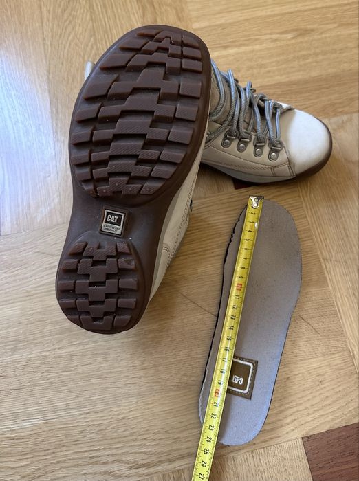 Трекінгові кросівки жіночі «САТ»