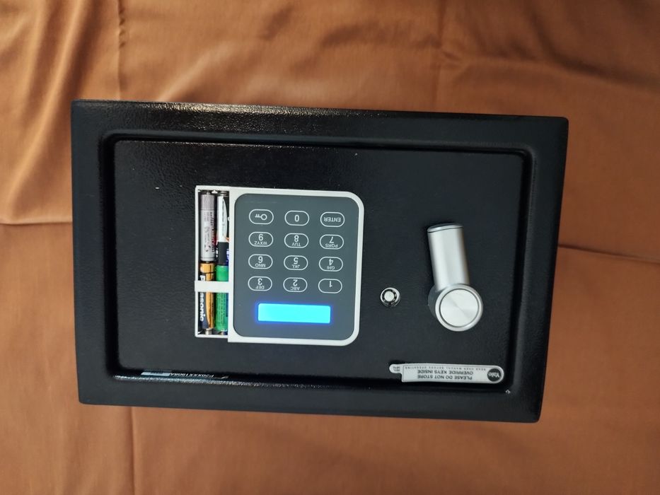 Sprzedam sejfy bez klucza