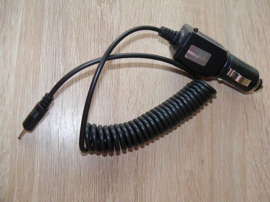 Ładowarka Nokia z cienkim bolcem