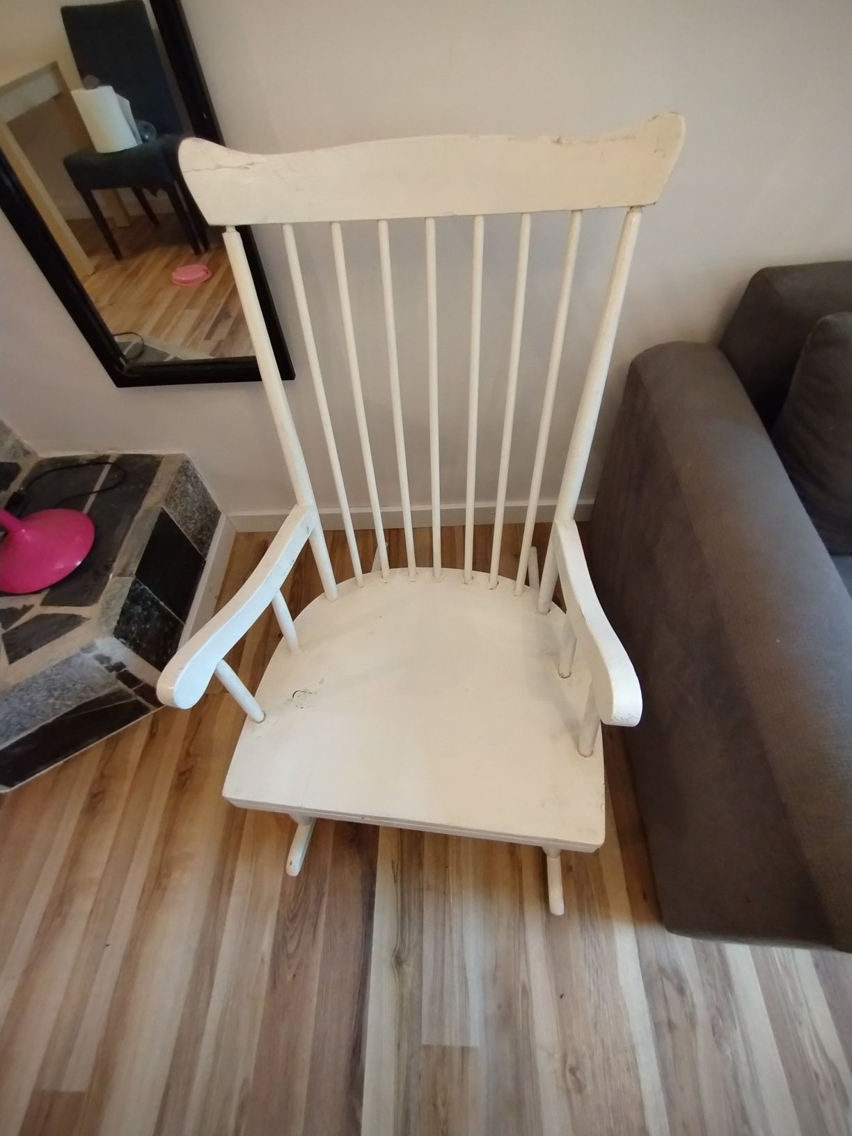 Sprzedam krzesło drewniane bujane