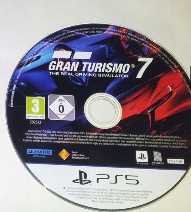 Play Station 5 Slim 1TB + 2 kontrolery + Gran Turismo 7