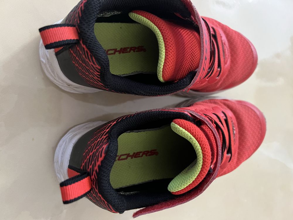 32 skechers czerwone buty sneakersy