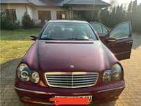 Mercedes Benz samochód osobowy W203