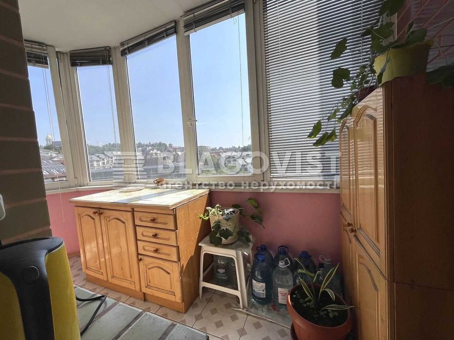 Продаж 3-х кімн Старонаводницька 8, Печерськ ,Центр