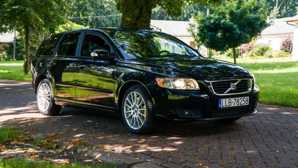 Volvo V50 VOLVO V50 T5 2.5T 230km Fwd Manual DOINWESTOWANA!