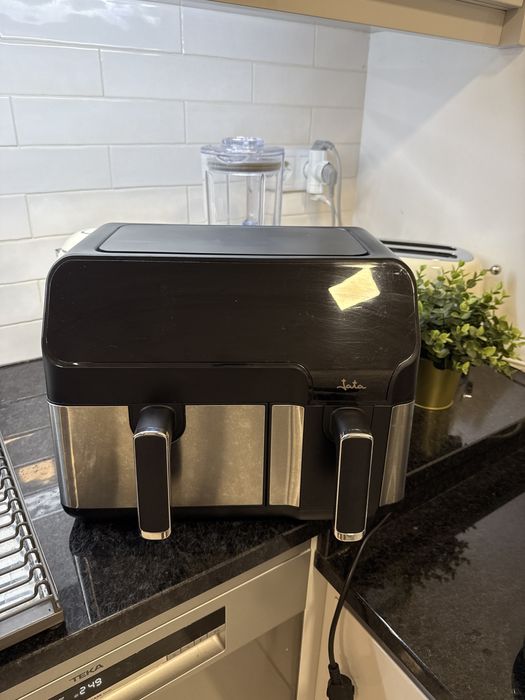 Fritadeira sem Óleo JATA  (9 L - Preto)