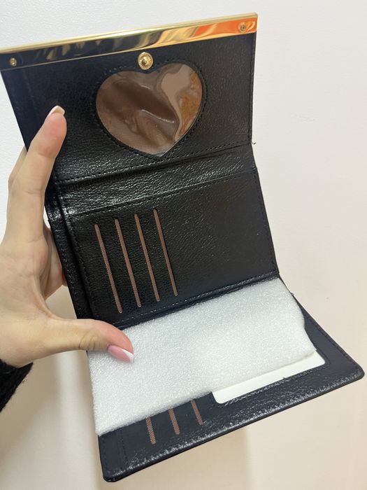 Duży portfel Karl Lagerfeld czarny lakierowany 10x20 cm – nowy