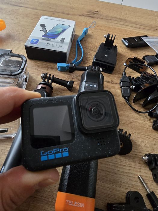 Gopro 12 black mega komplet 3x aku 2x karta 128gb  czytaj opis .