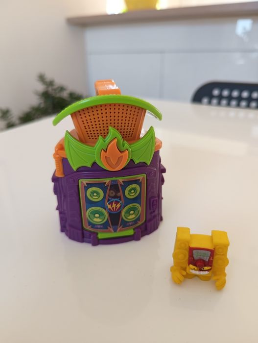 Zestaw SuperZings Rivals of Kaboom Blaster