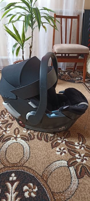 Автокрісло Cyberx  ATOM 4