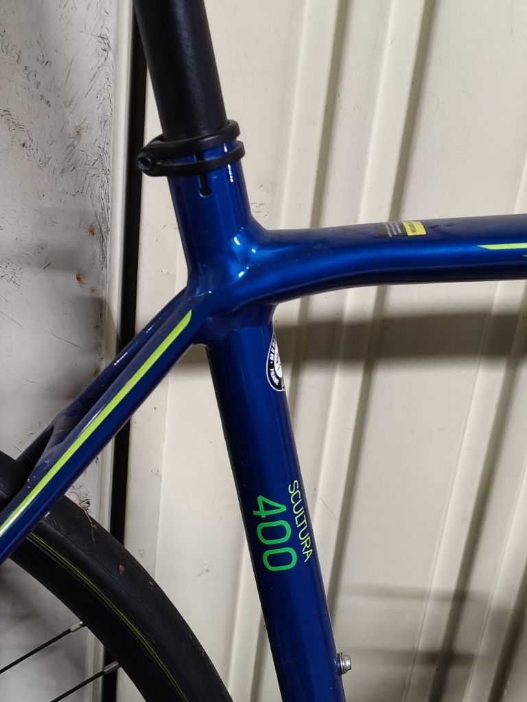 Bicicleta estrada Merida scultura 400

Usada 
Precisa de