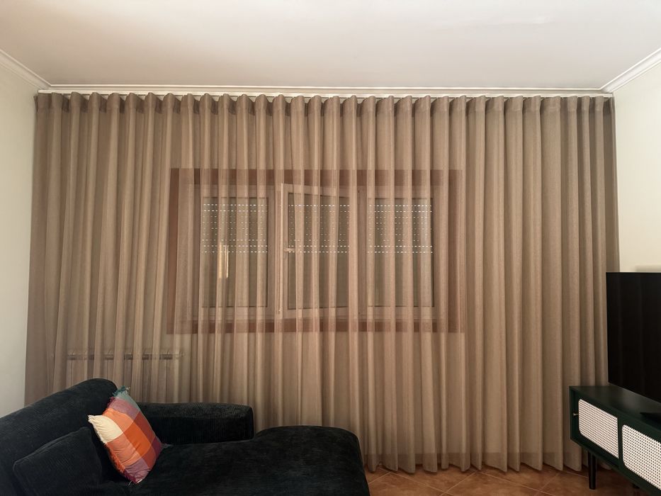 Cortina Castanho claro