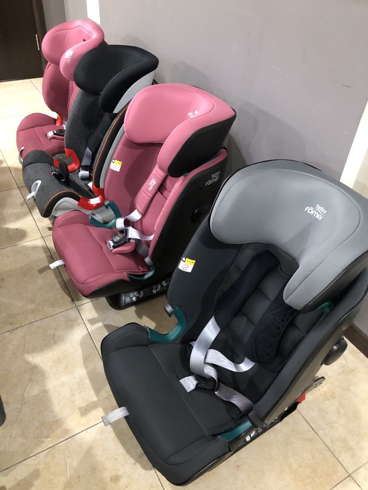 Автокрісло Britax Romer Recaro Cybex Бустер 15-36 9-36 Isofix