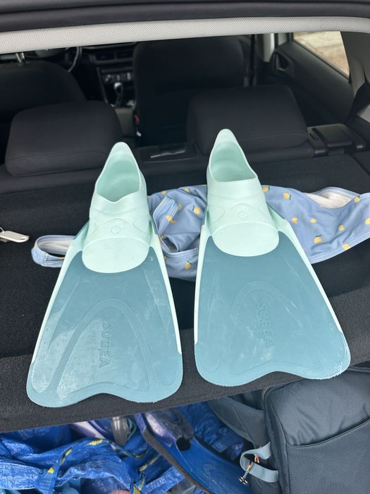 Barbatanas 42-43 e 33-34