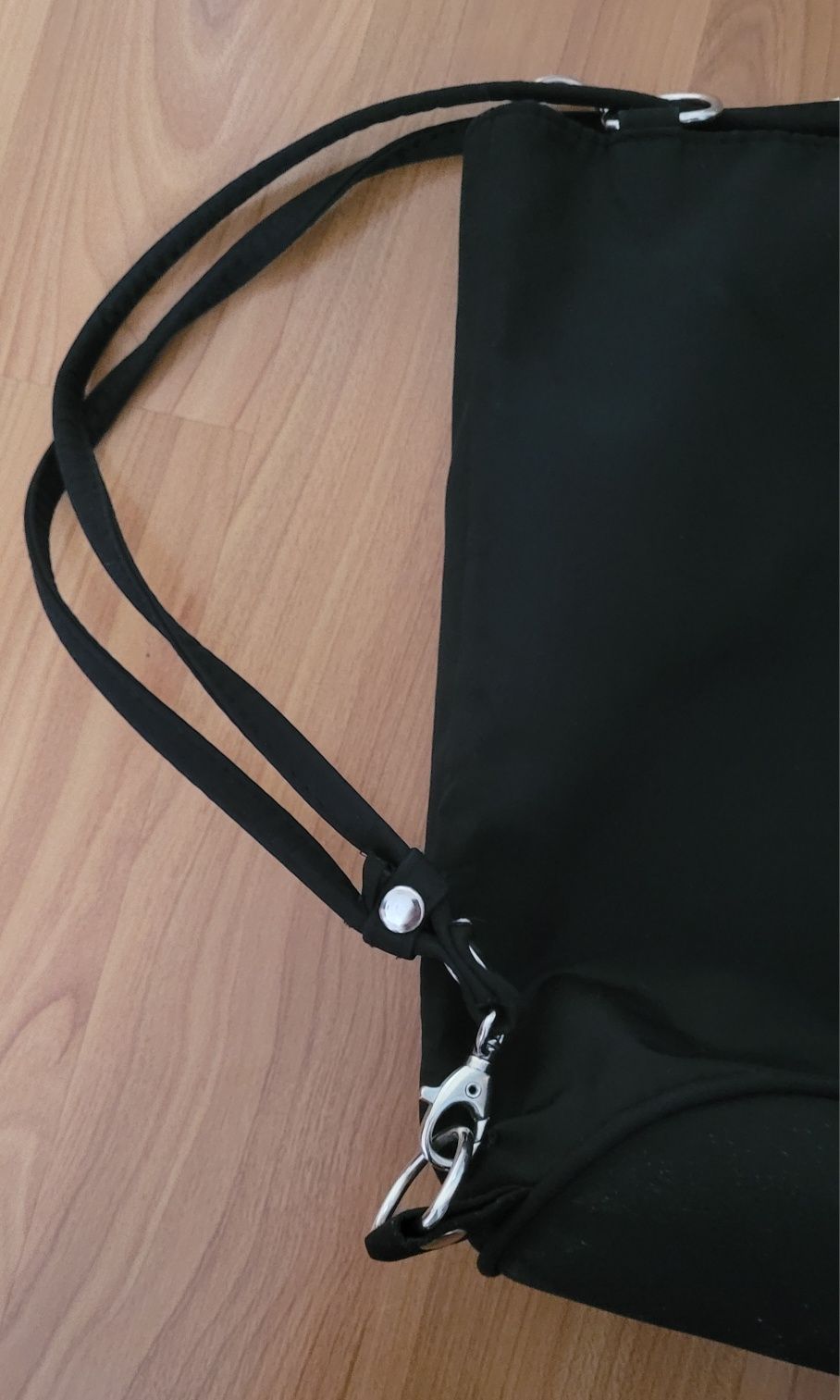 Elegancka torba damska okrągła w kolorze czarnym