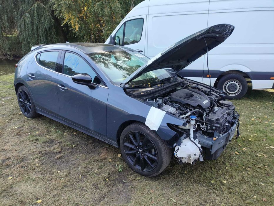 mazda 3 2.5 Turbo, 250 koni,AWD,Bose, HUD... już w kraju, prywatna