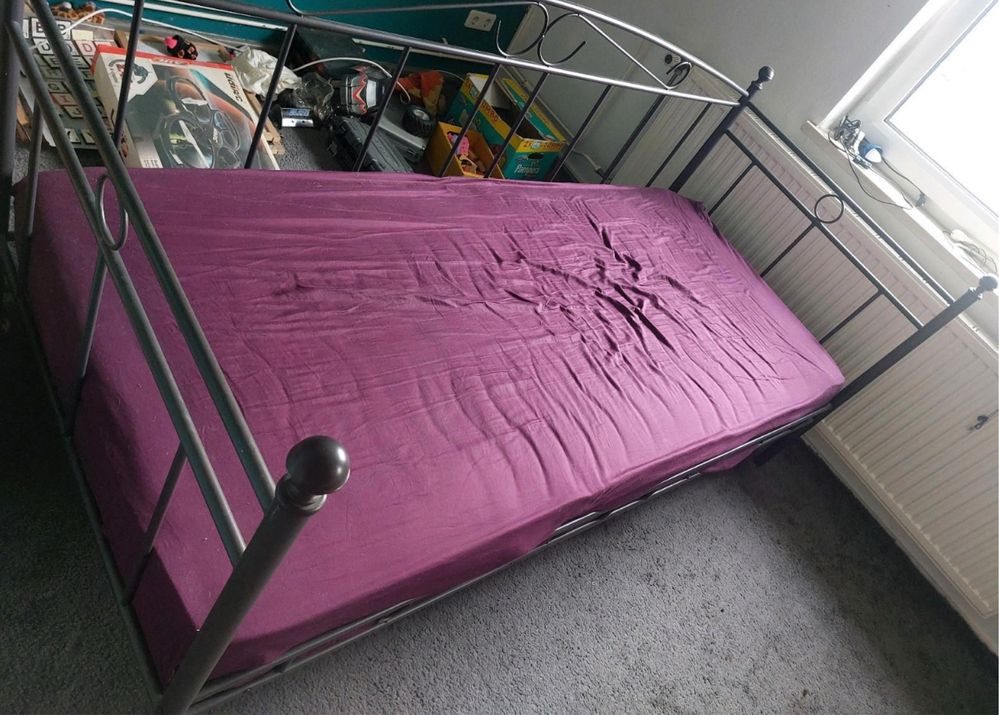 Lożko metalowe 205 x 95 z materacem