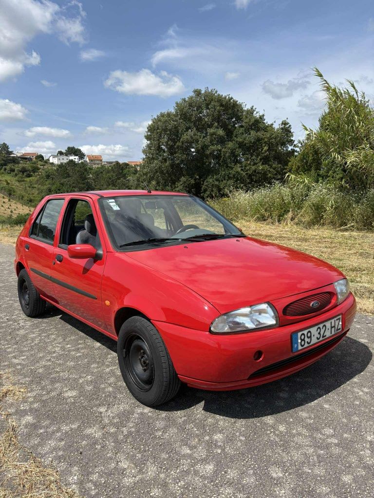 Ford Fiesta Gasolina impecável