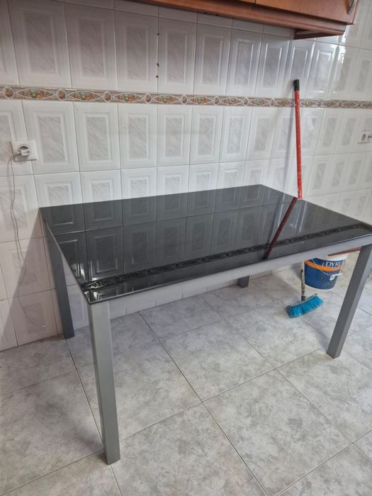 Mesa de cozinha/sala de jantar de vidro
