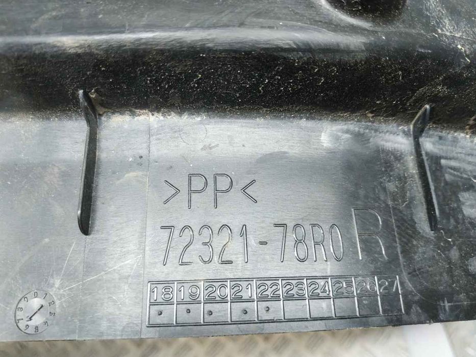 Suzuki Jimny 4 18- підкрилок перед R PL1105 7232178R0