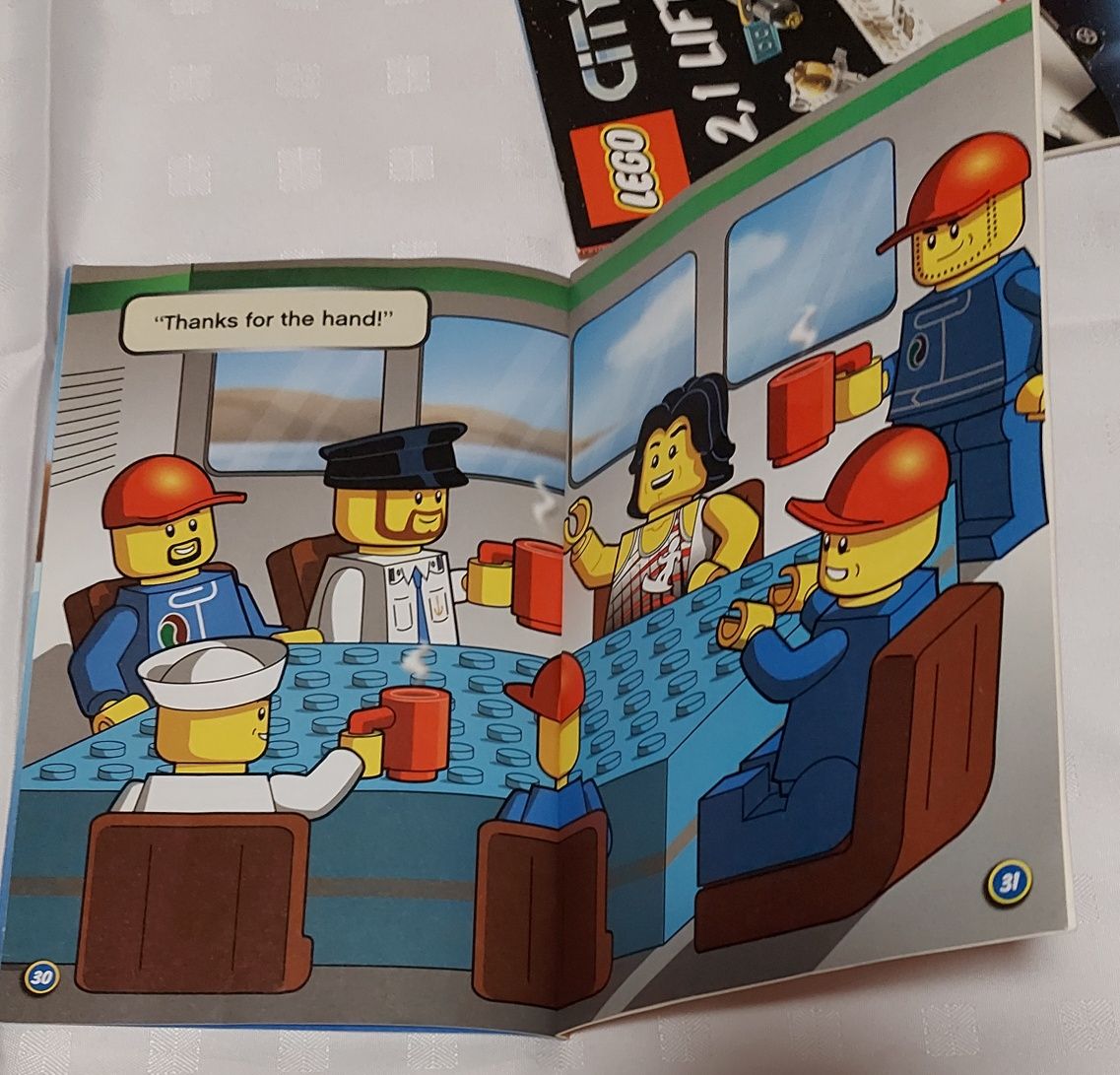 Książeczki Lego City , wersja angielska.