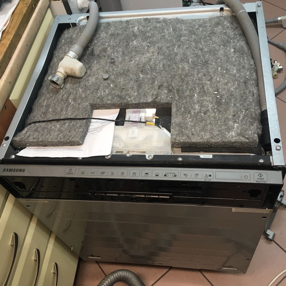 Zmywarka Samsung DW60K8550BB na części