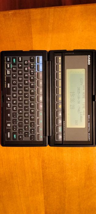 Casio SF-8000 64 KB Digital Diary64729438569731122
