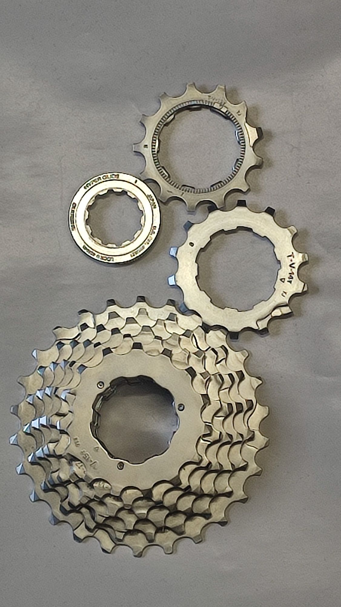 Kaseta Shimano 600 Hyperglide 8 speed 13-26
