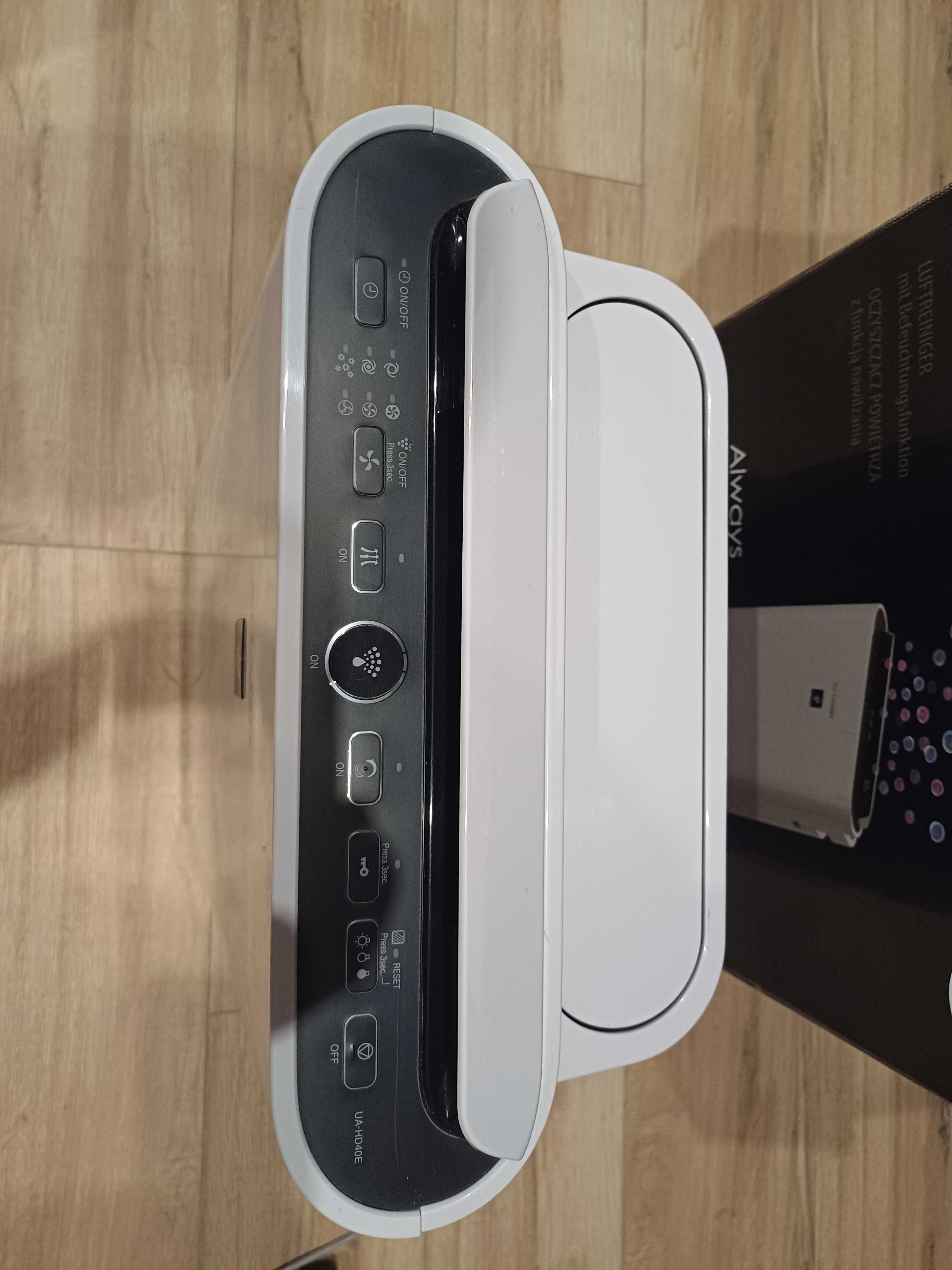 Oczyszczacz powietrza Sharp UA-HD40E-L