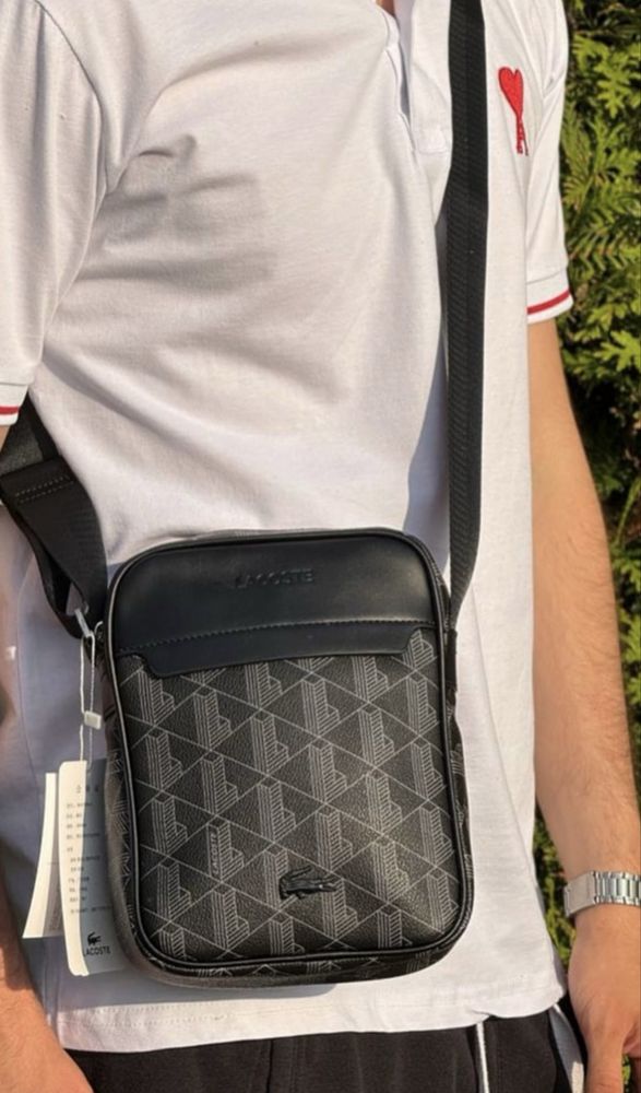 Сумка Lacoste Monogram чоловіча колір чорний