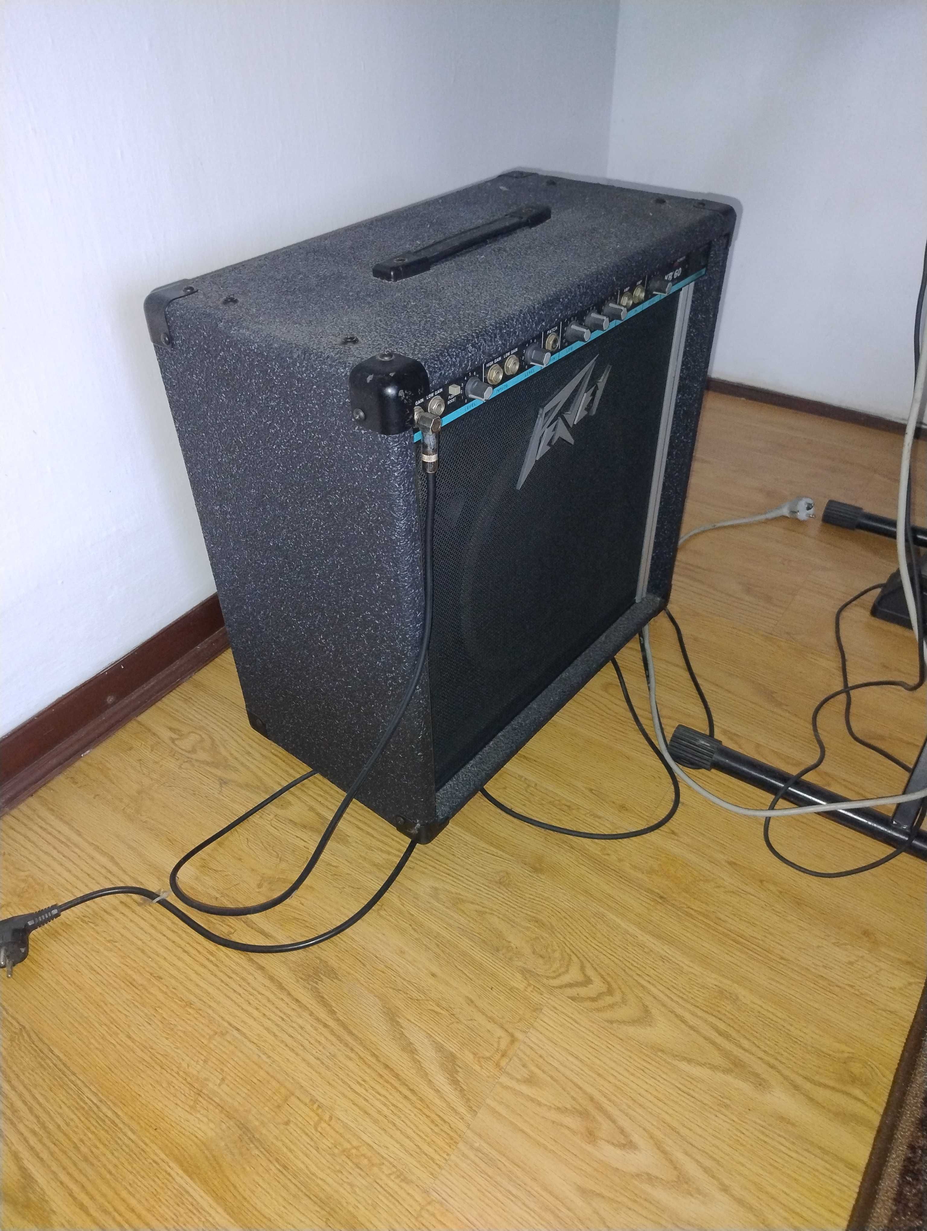 Wzmacniacz PEAVEY KB65 stan idealny.