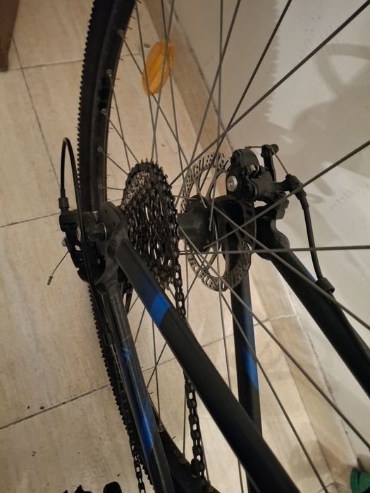 Vendo bicicleta semi-nova