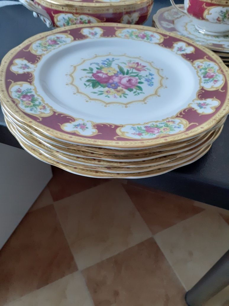 Zestaw obiadowy Royal Albert