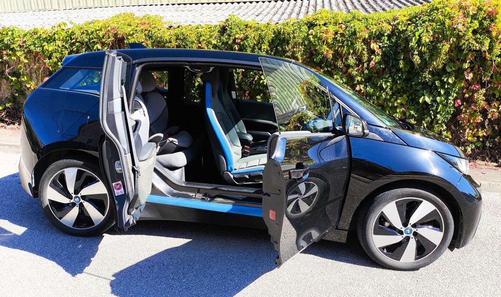 BMW I3 _ 94 Ah. Bem estimado