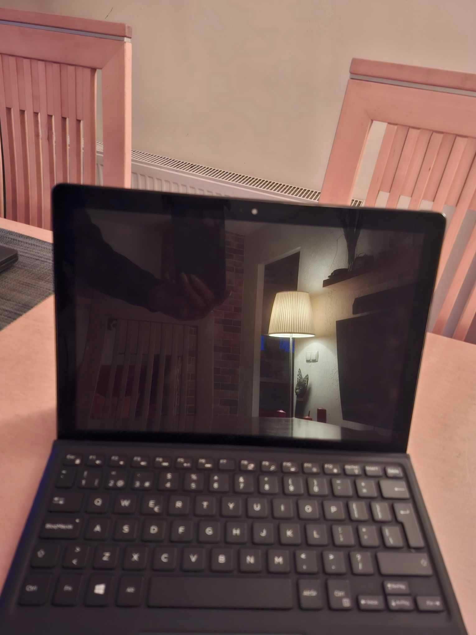 Tablet Dell Latitude 5285 2w1 i5-7300U 8GB RAM / 256GB SSD 12,3"