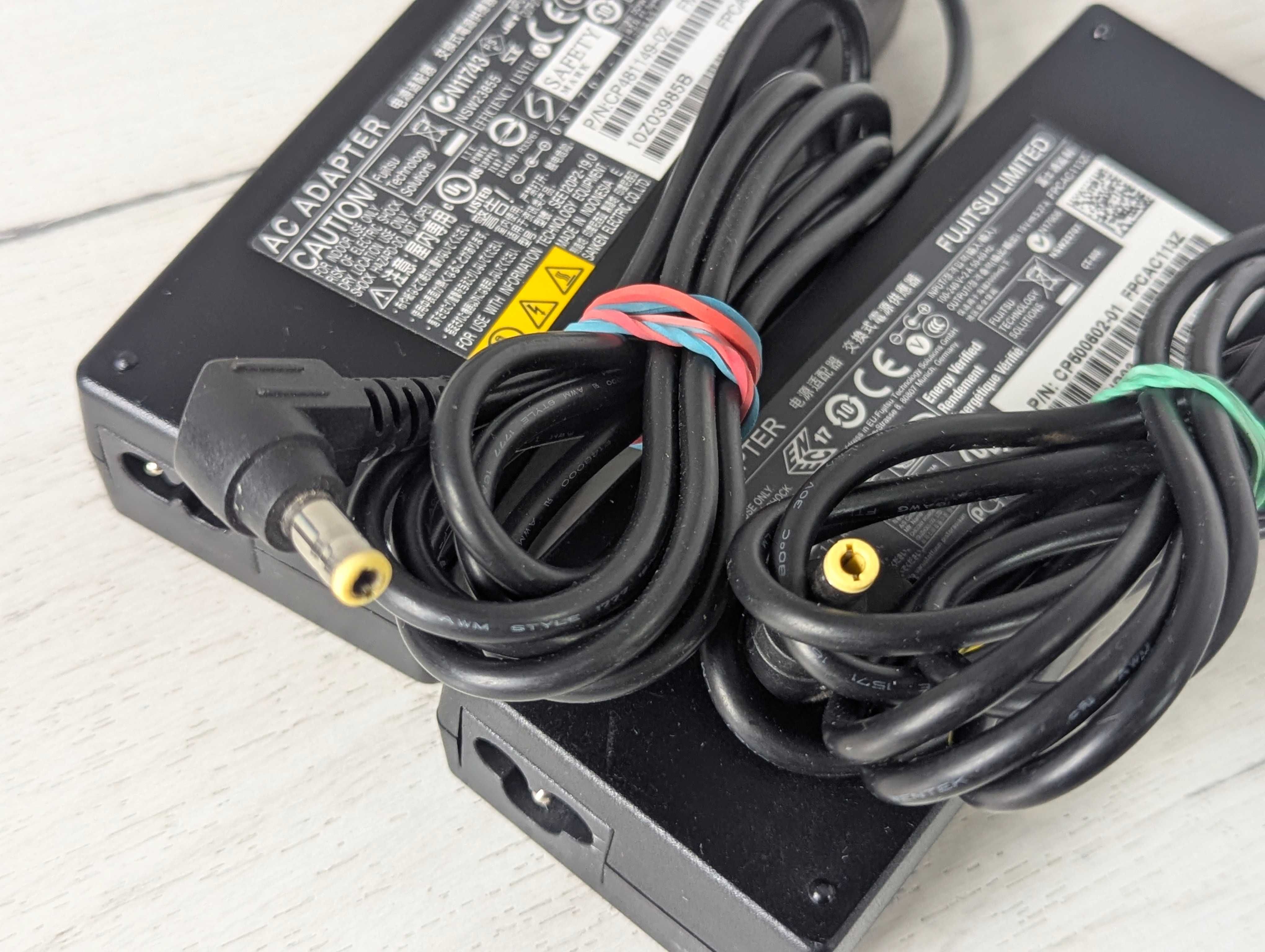 Блок живлення Fujitsu 100W 5.5*2.5