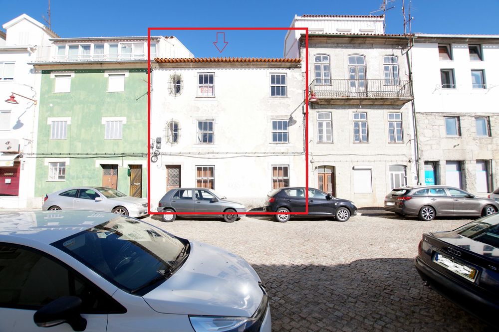 Prédio - Centro, Guarda