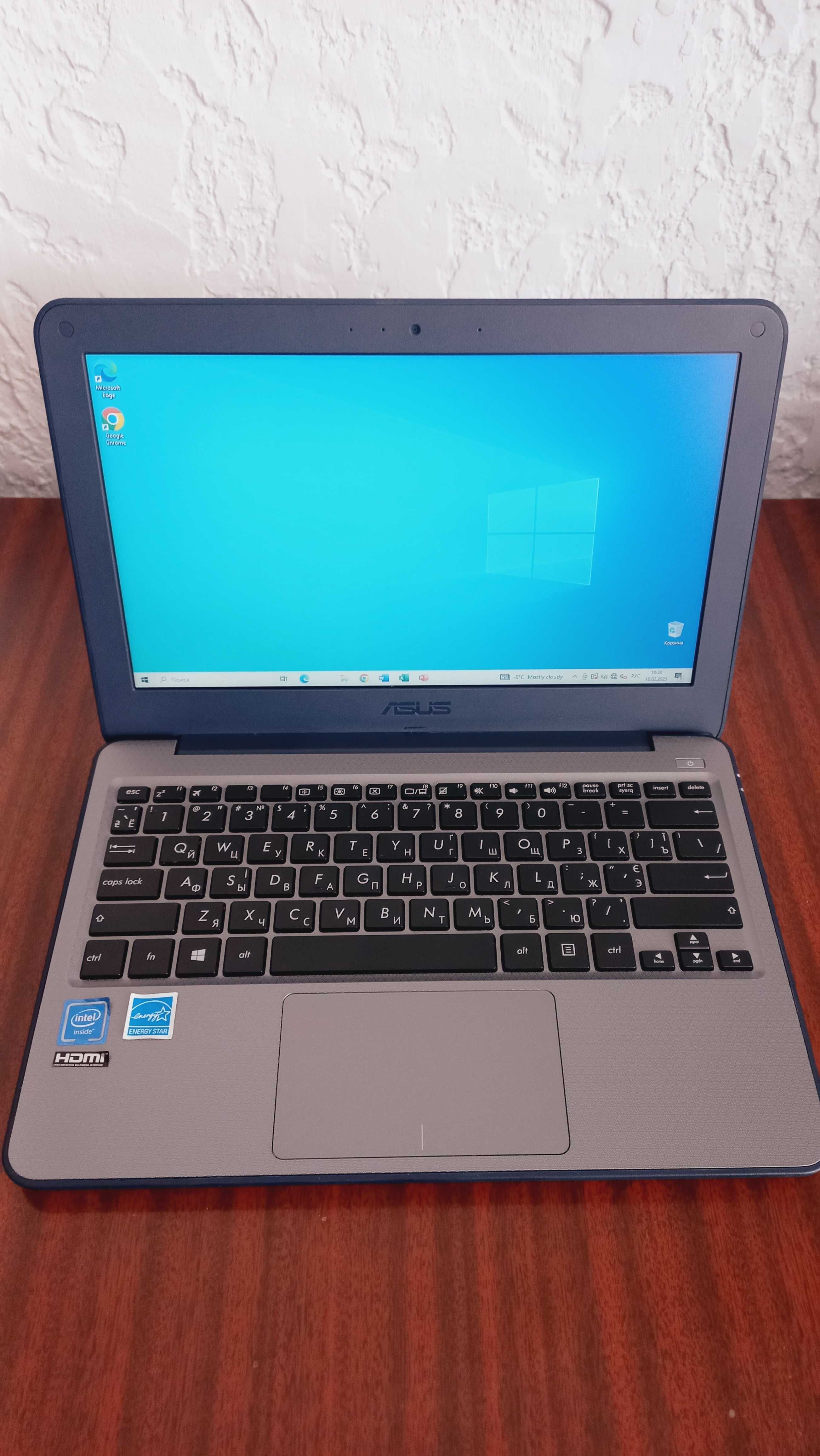 Продам ноутбук Asus x201E Intel Celeron 1.1