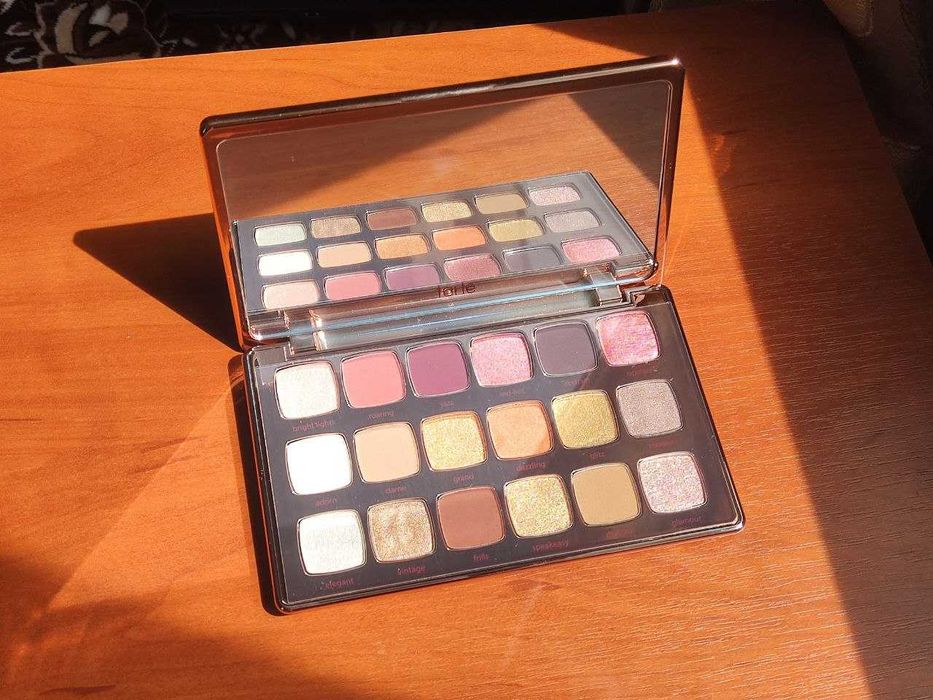 Палетка тіні Gilded eyeshadow palette tarte, оригінал