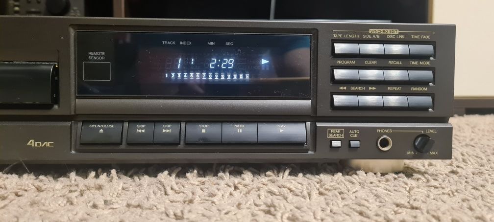 Odtwarzacz CD Technics SL-PG200A