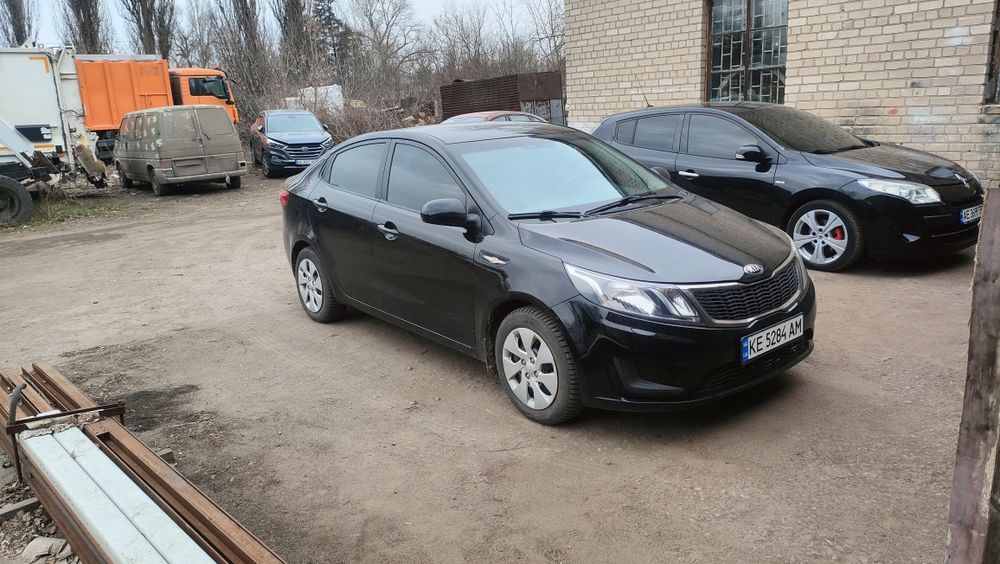 Киа Рио Автомат газ/бенз