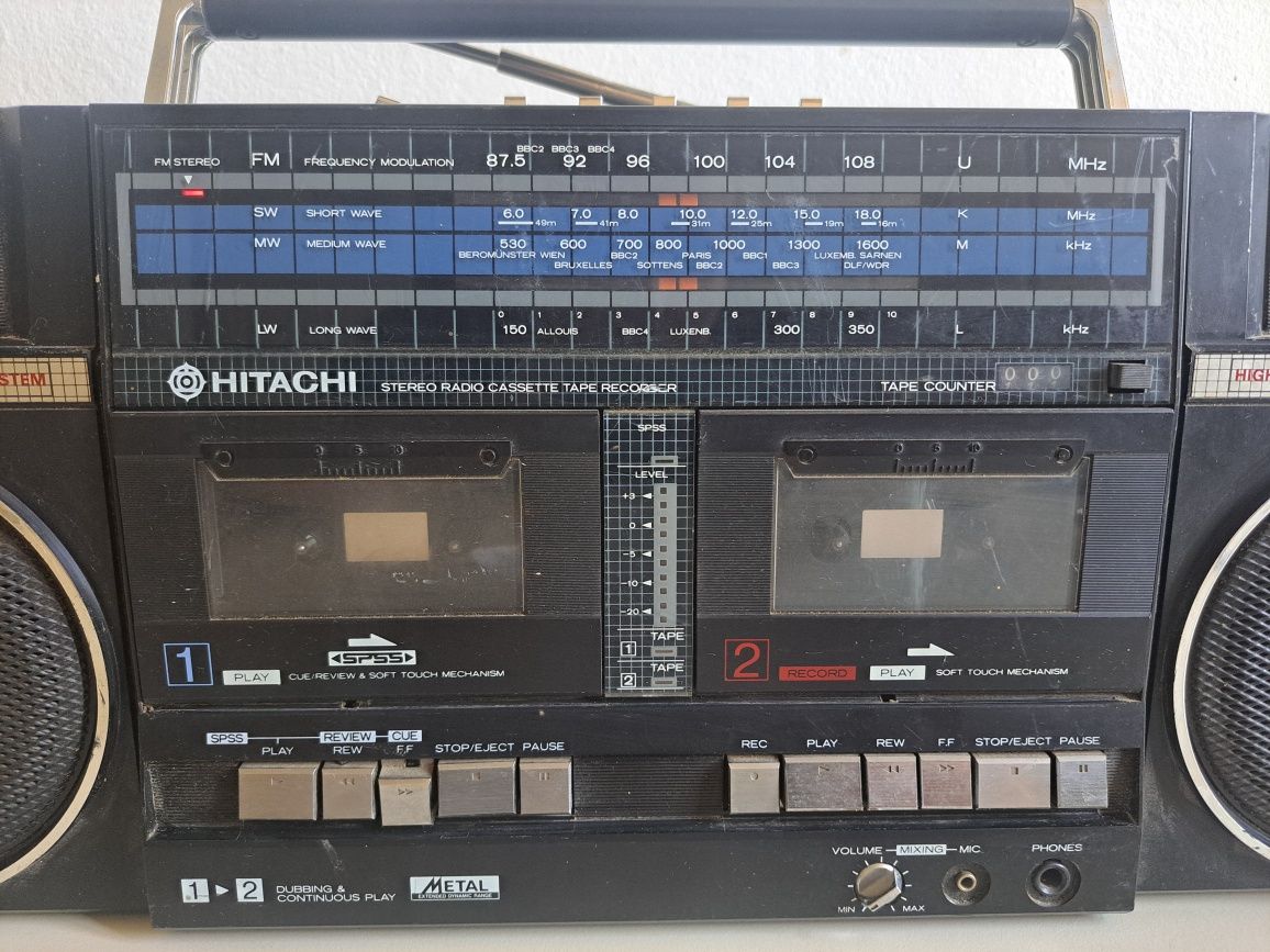 Hitachi trk 55e бумбокс радіоприймач магнітофон