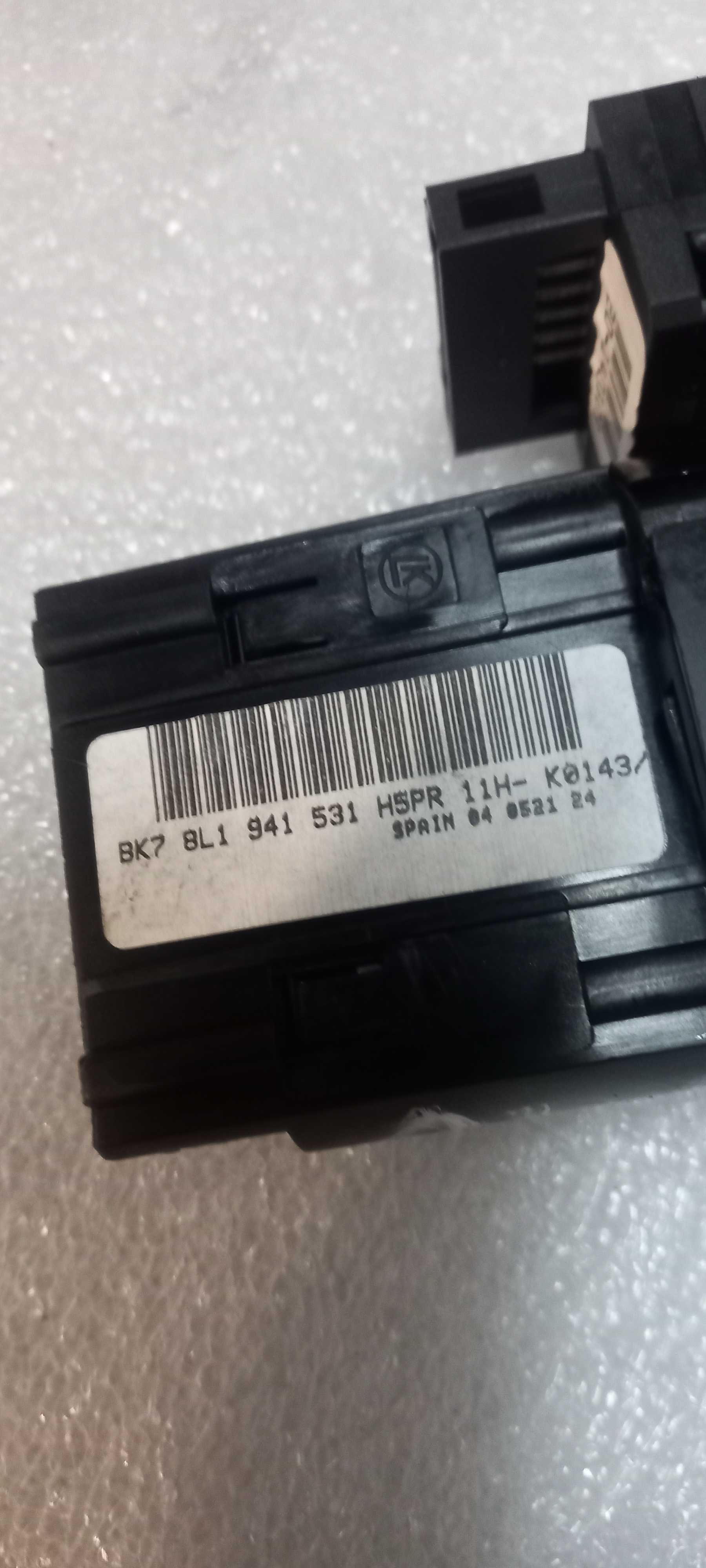 Włącznik świateł Audi A3 8L FL -531